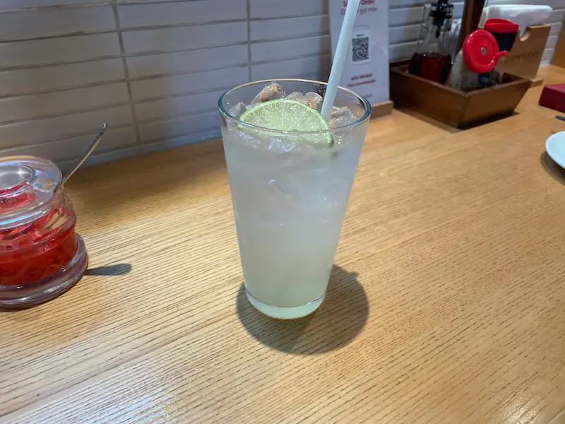 ホーチミン一風堂ラーメン ライムジュース